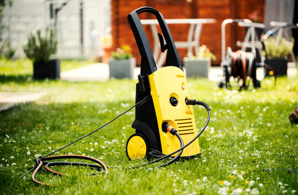 Best Driveway Pressure Washing  in Valley Center, CA